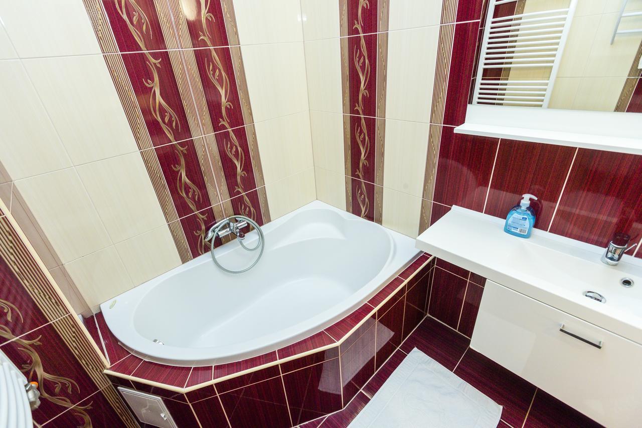 Almafa Apartmanhaz Эгер Экстерьер фото