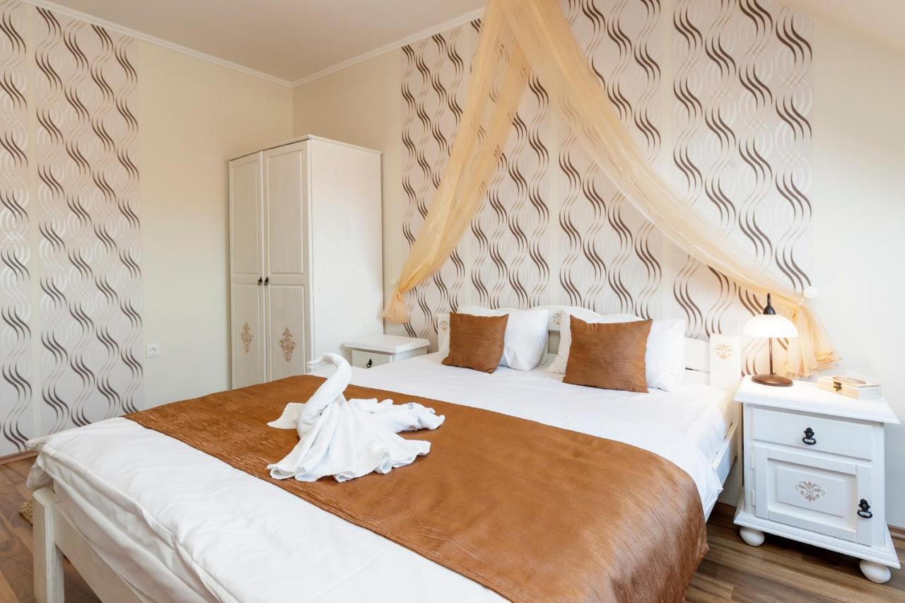 Almafa Apartmanhaz Эгер Экстерьер фото