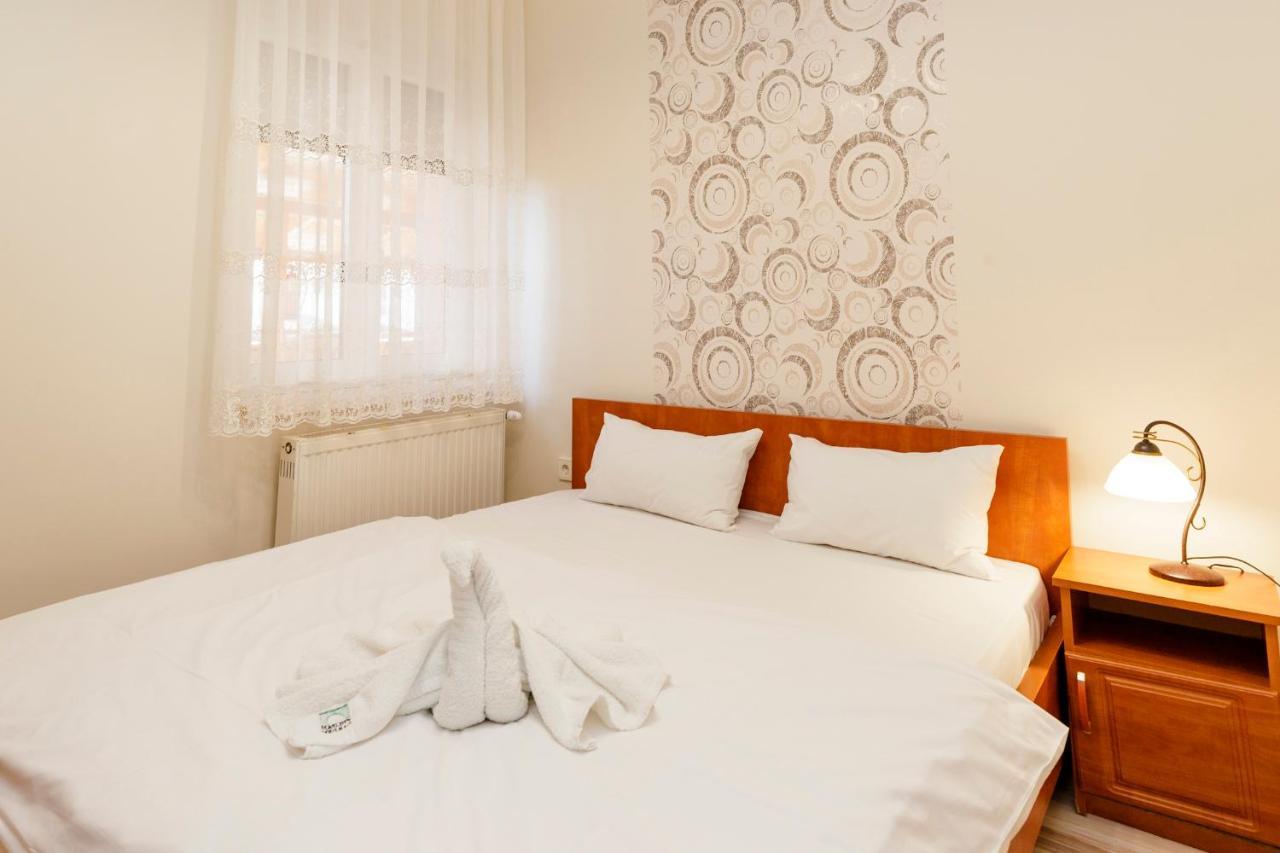 Almafa Apartmanhaz Эгер Экстерьер фото